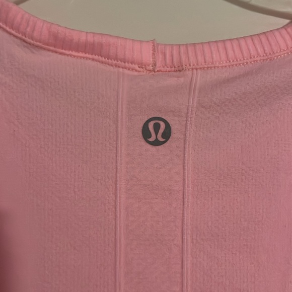PINK LULULEMON SWIFTLY TECH SIZE 8 - Picture 3 of 4